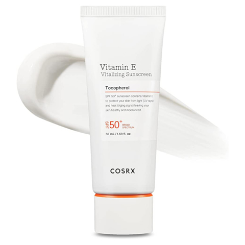 Купить [SALE] COSRX VITAMIN E VITALIZING SUNSCREEN SPF 50+ (50ml) [EXP 02/2025]